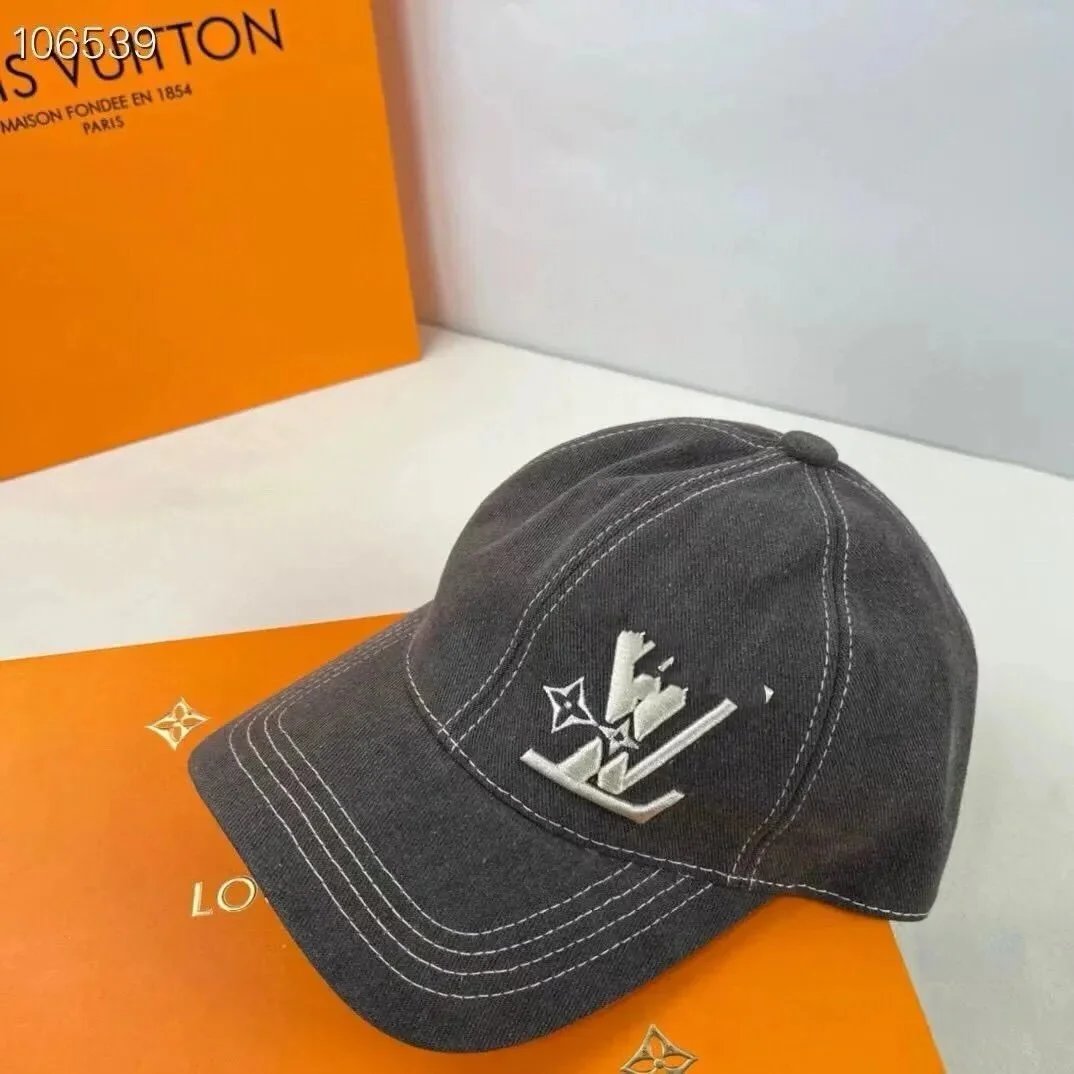 Louis Vuitton Monogram Fragment Cap [106539 styles]