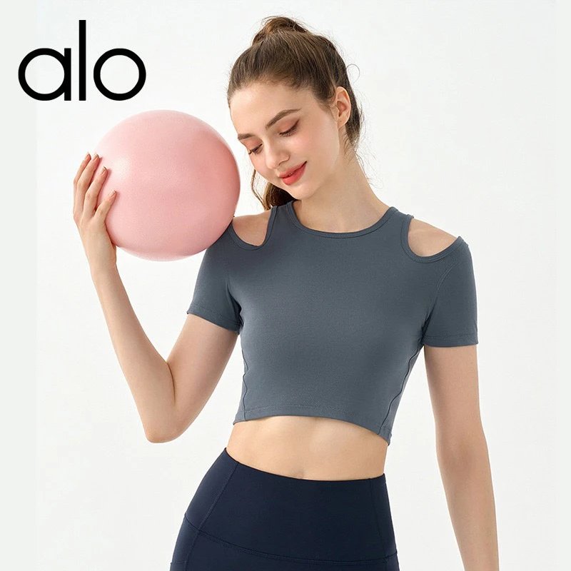 Alo Yoga T-Shirt